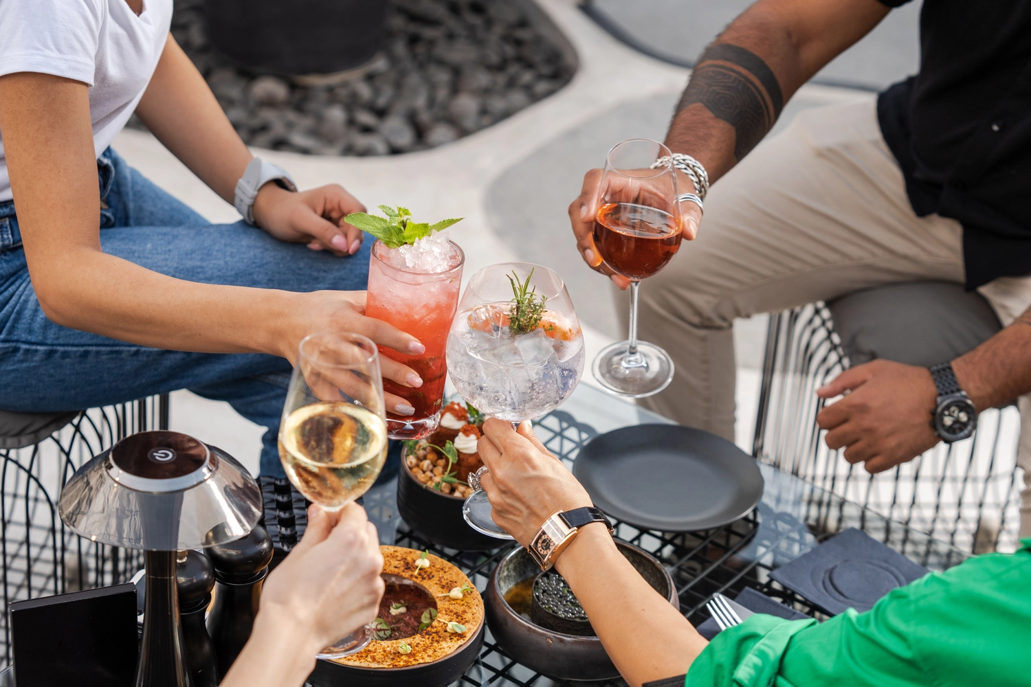 Familiencafé Goldkrümel-Café-Gemütliche Café-Essen und Getränke